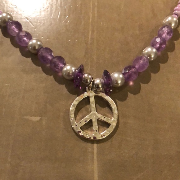 Homemade necklace with charm and clasp - Picture 2 of 3